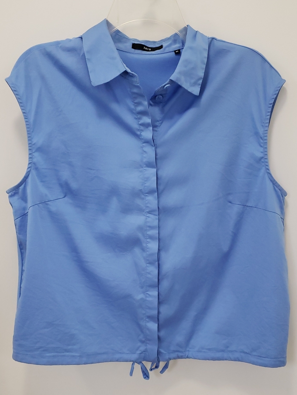 〰️Zero〰️ Sleeveless Button-Down Top Size 40